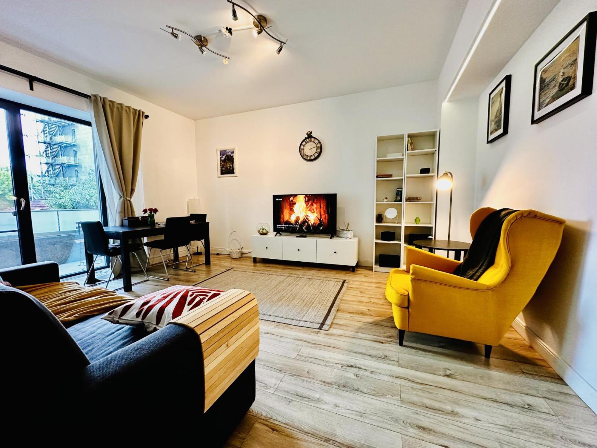 Novum Comfort Bukarest Exteriör bild